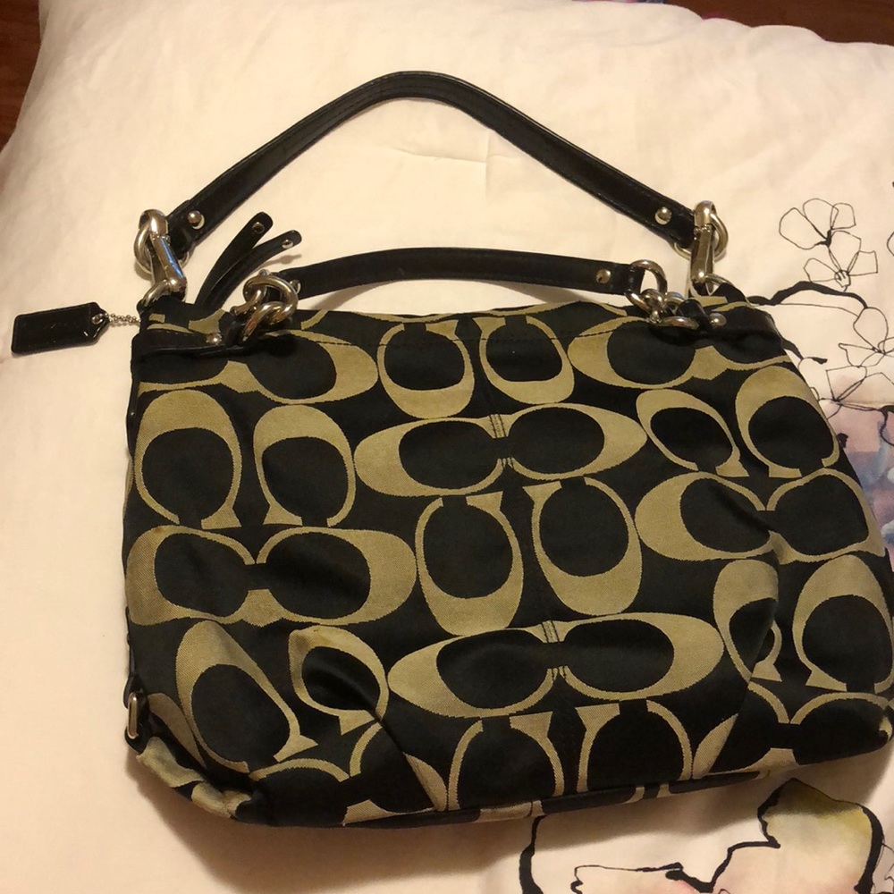 Coach shoulder bag
